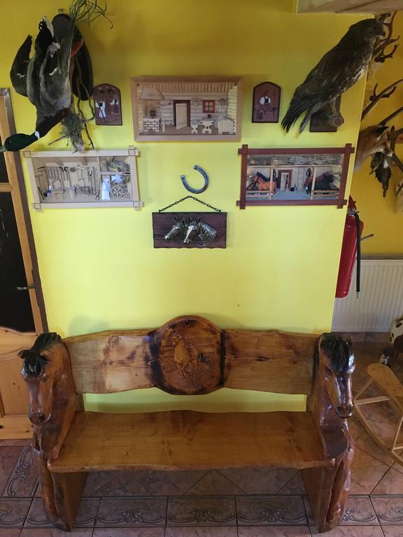 Appartamento Penzion Ranch FAH Spišské Podhradie Esterno foto